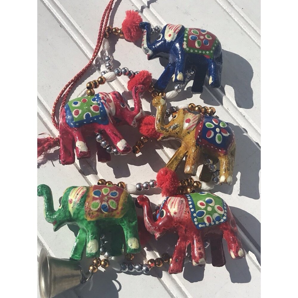 Vtg Elephant Garland Wall Decor Garland Papier-Mâché Painted Good Luck Red Blue